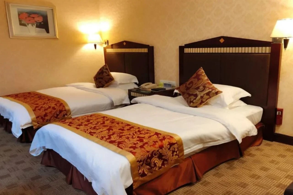 Diamond Hotel