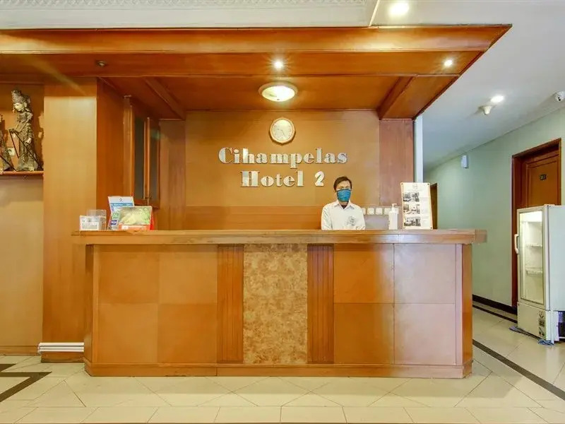 OYO 3793 Cihampelas Hotel 2