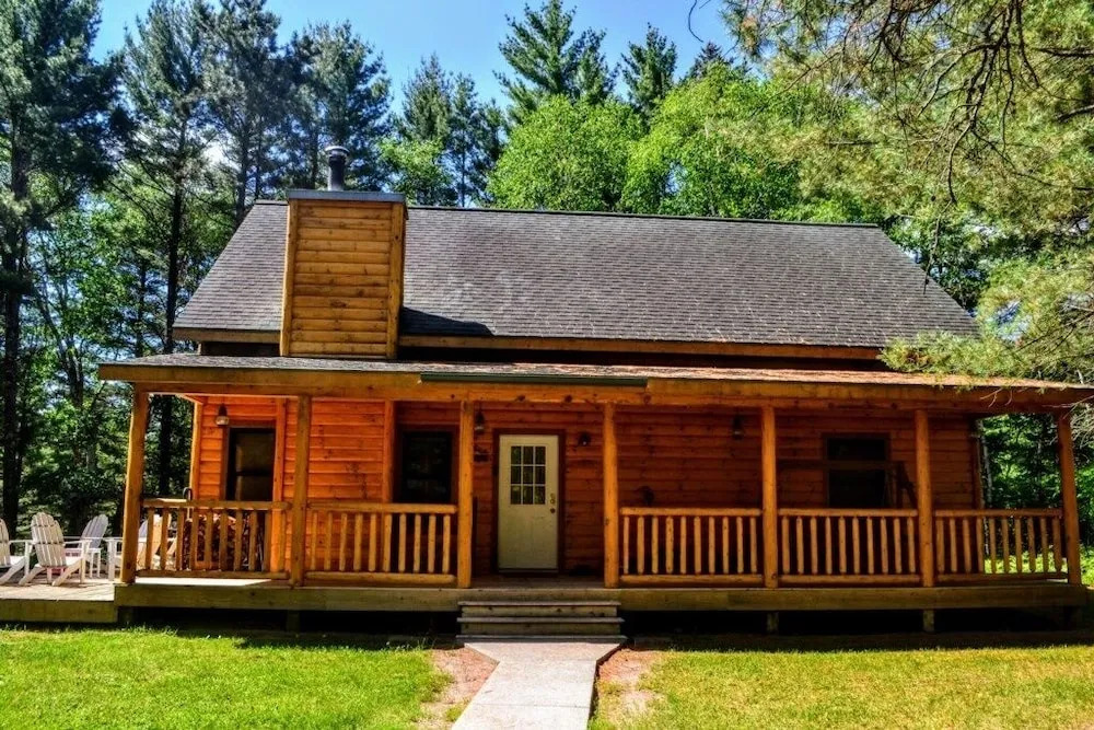 Camp Pinemere 5 Bedroom Home