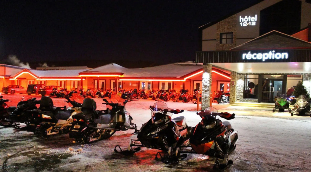 Hôtel-Motel 1212