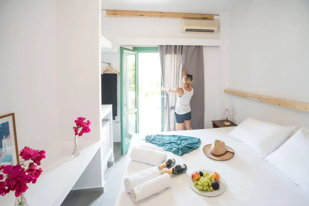 Ifestia Hotel
