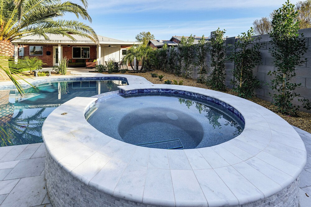 Shop, Swim & Explore: Updated Phoenix Home!