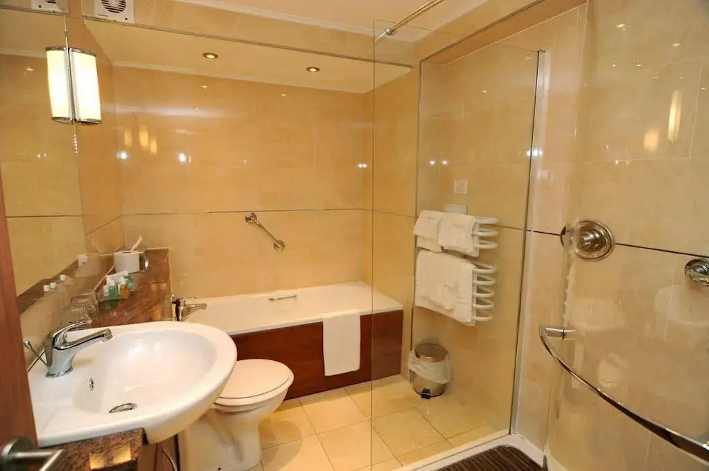 Expanse Hotel