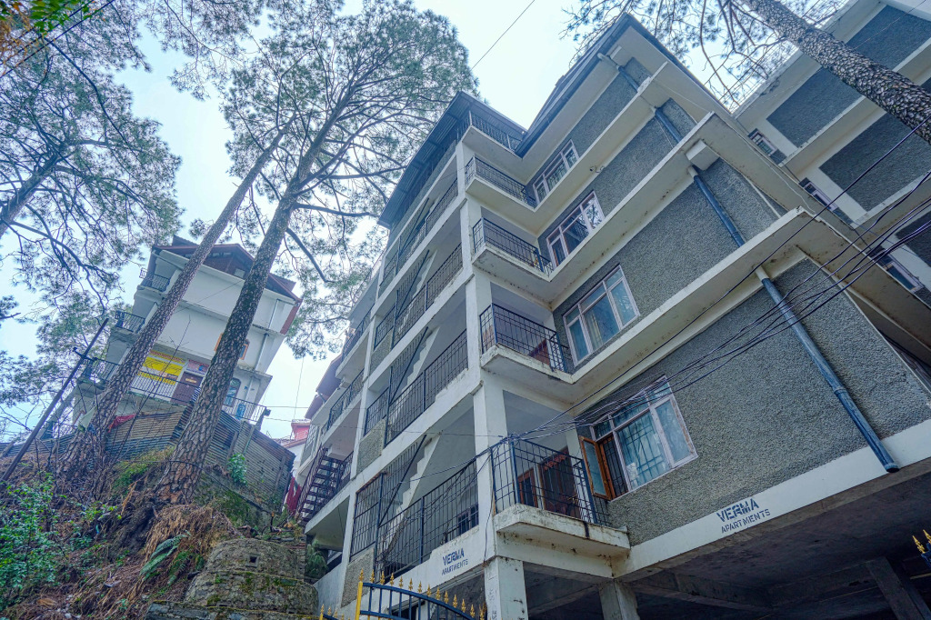 Barna Hauz  (by Dumnu Homes)