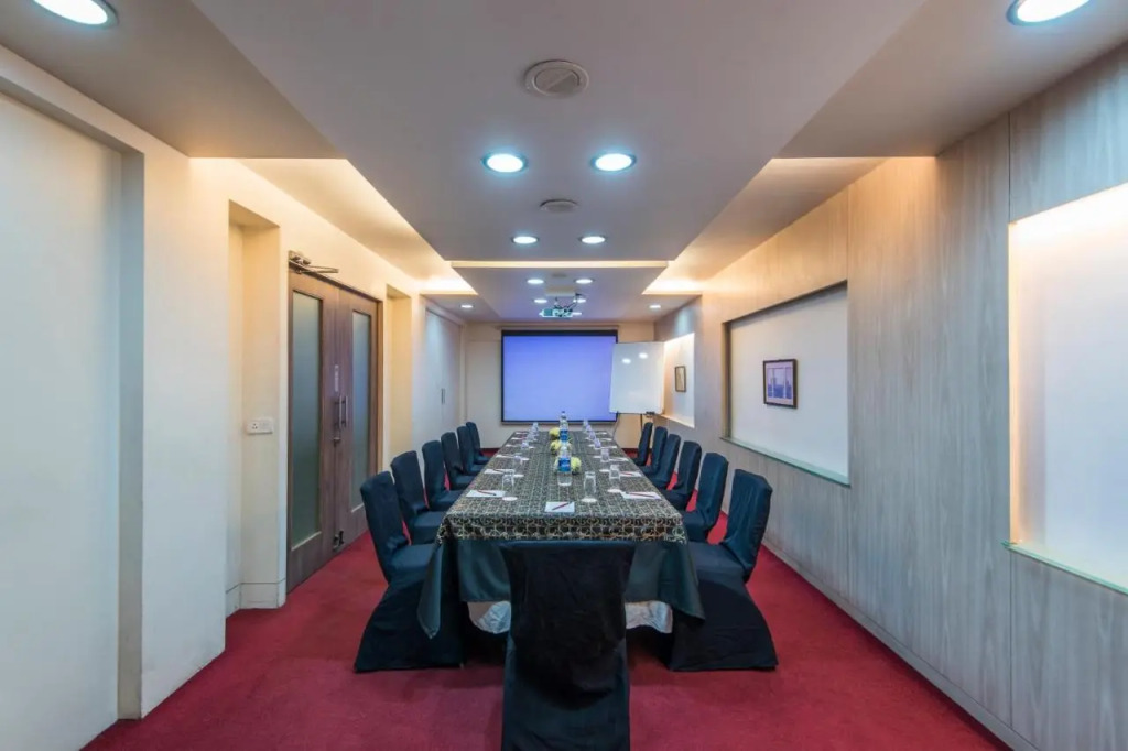 Hotel Park Central Koregaon Park