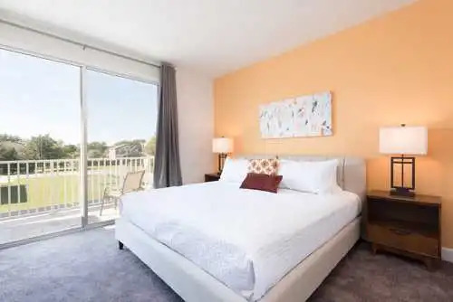 Beautiful 3 Bedroom Suites, 20 Min From Disney