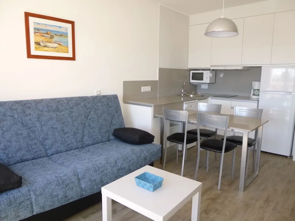 Apartment in Empuriabrava Near the Beach for 4 People