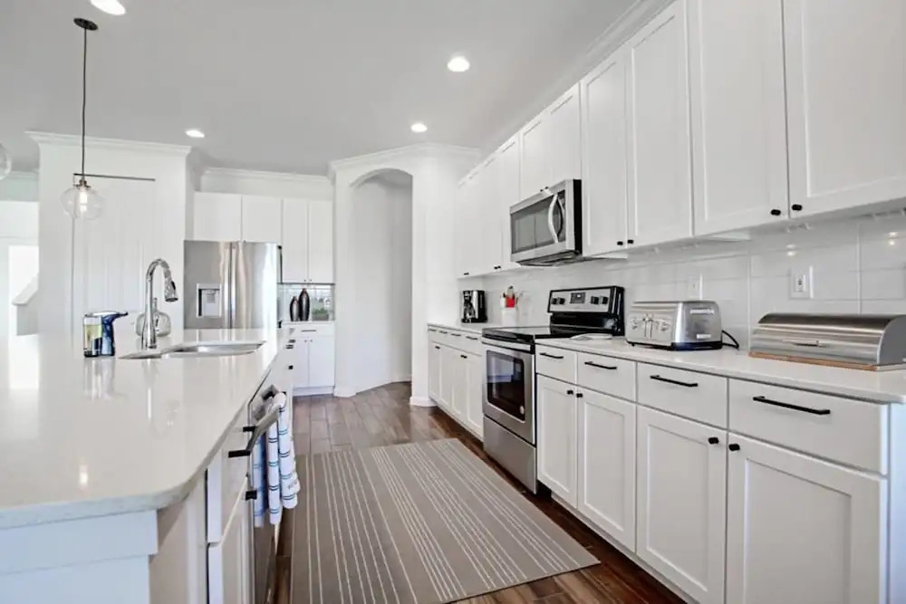 Comfortable and Modern Home With Private Pool Near Disney