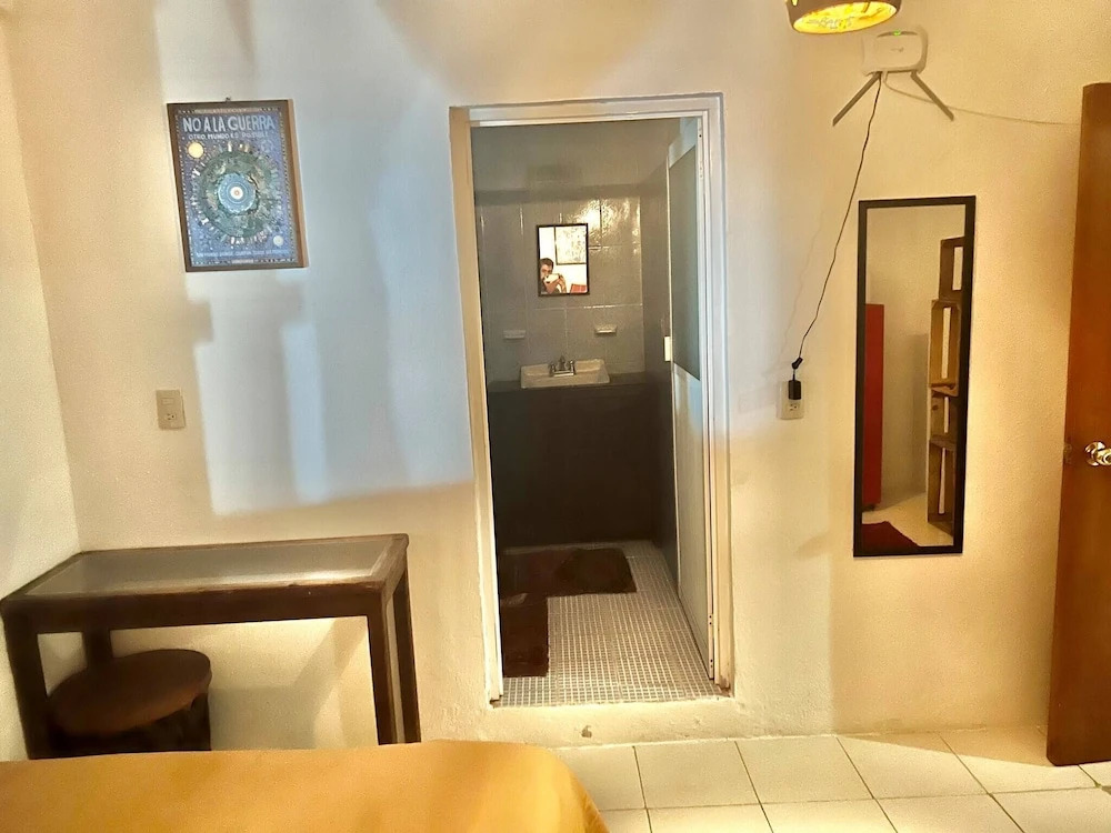Room-central Comfy Small Studio