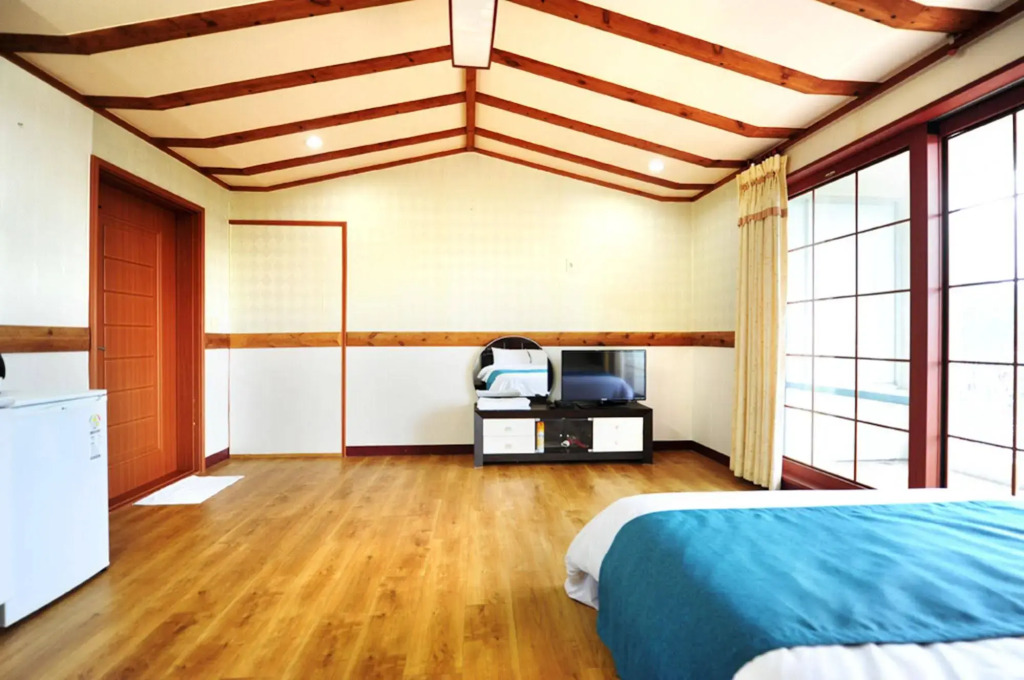 Jeju Jajangjajang Pension