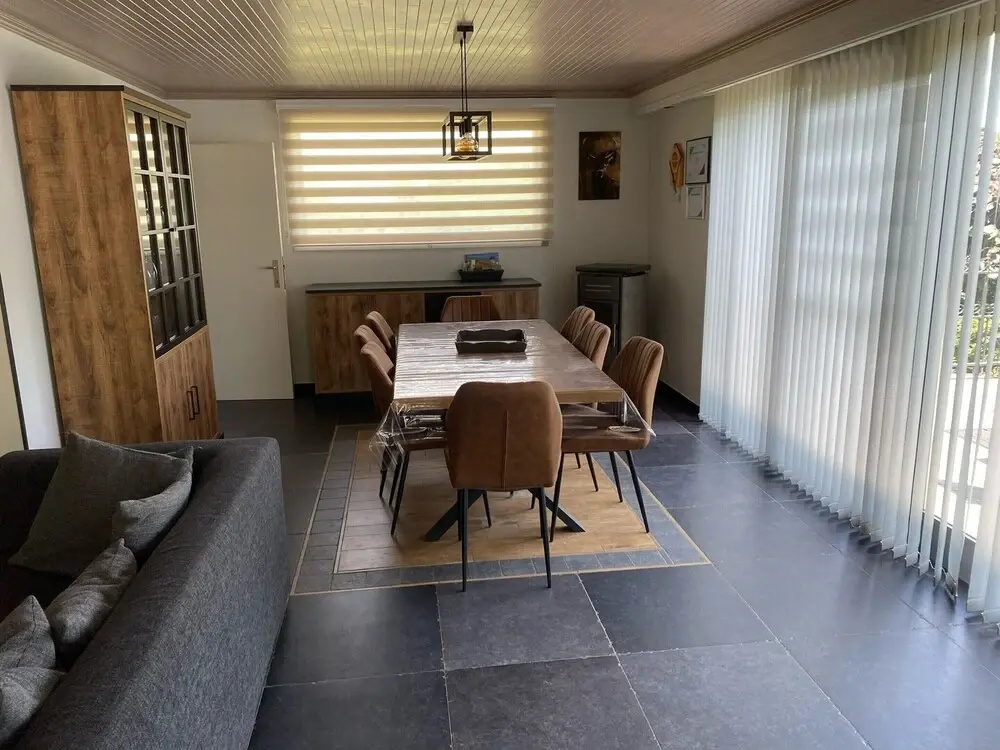 Luxurious Holiday Home with Hot Tub & Sauna in Houffalize