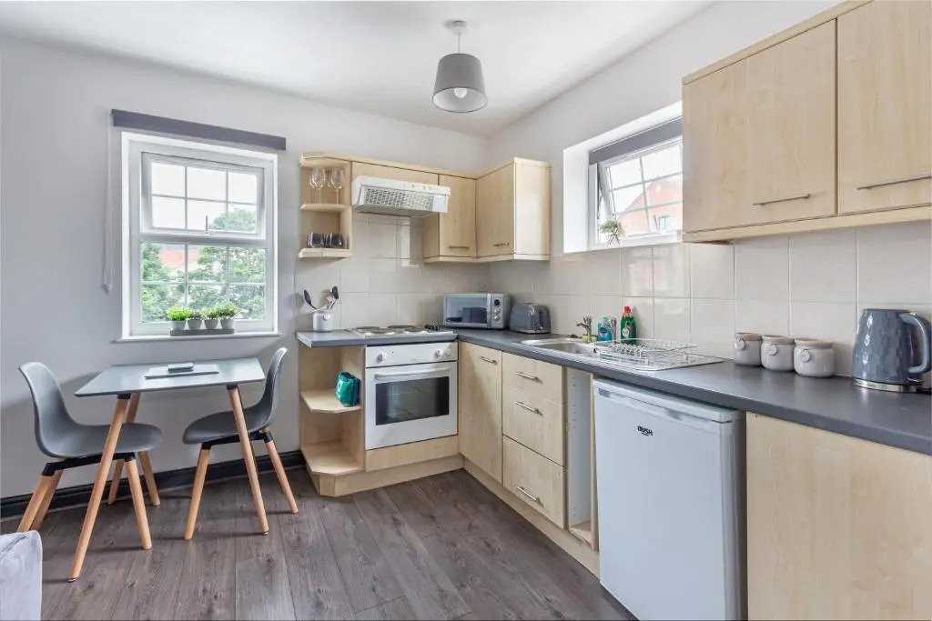 Studio Apartment in Worcester City Centre!
