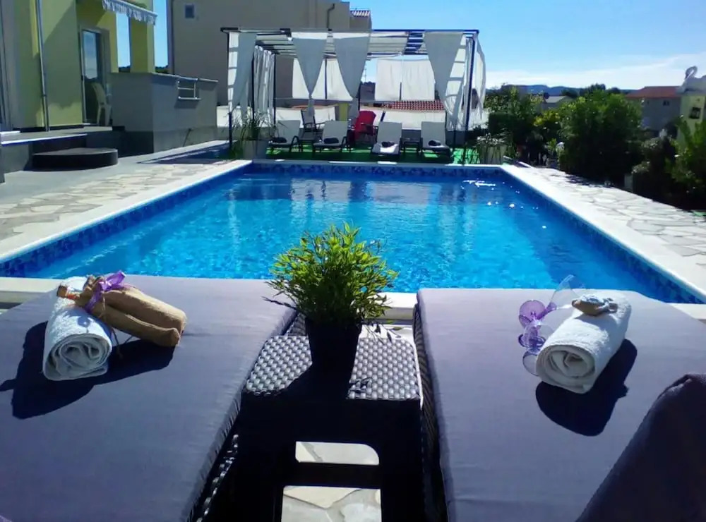 Villa Ava