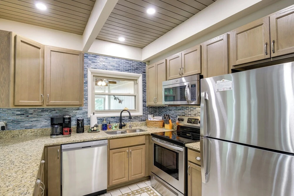 Deck & Stunning Mountain Views: Gatlinburg Home!