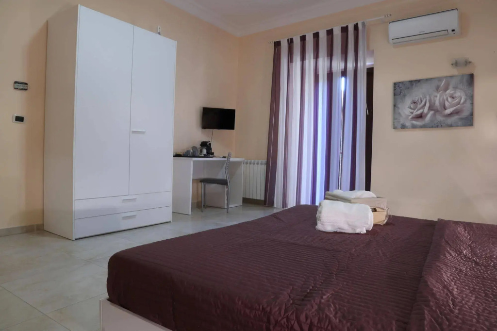 Aura Rooms