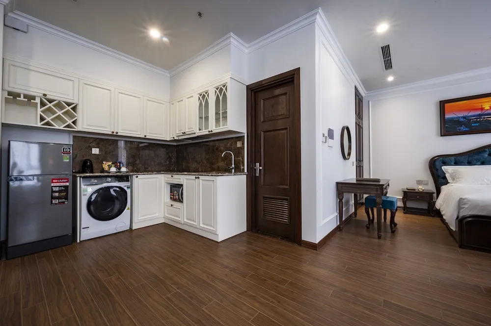 Madelise Hotel & Apartment
