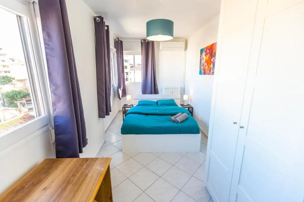 Superbe 100m2 - 2 Balcons - Proche Gare - Climatise