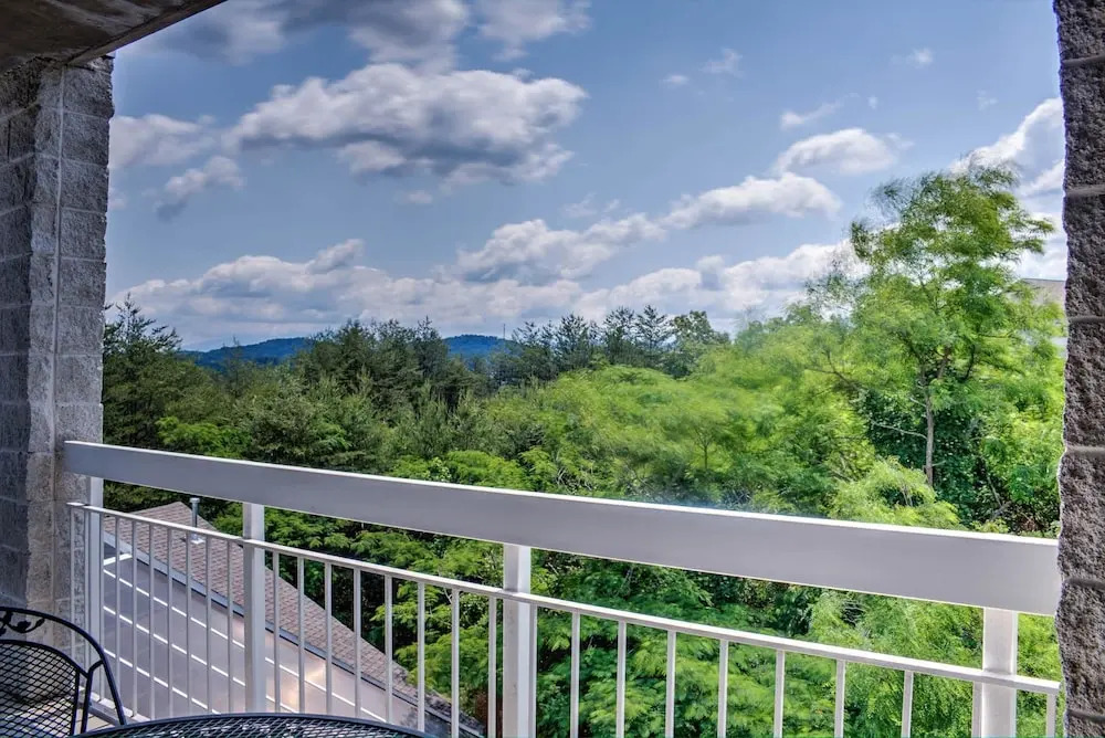 Whispering Pines 341
