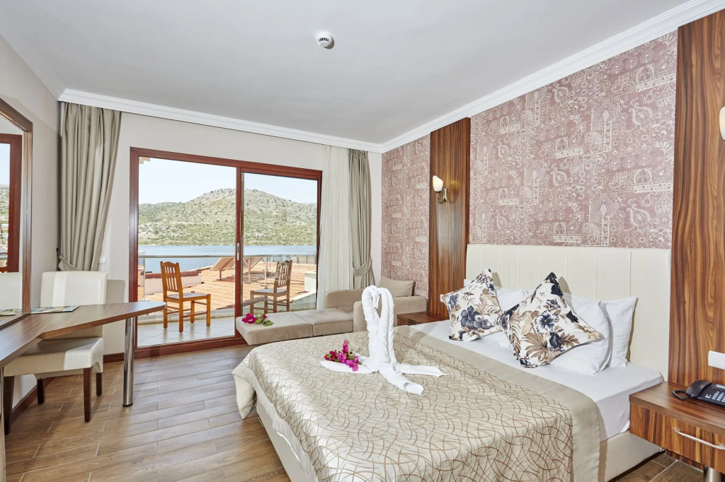Tymnos Hotel