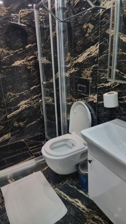 Diamond Pruva Hotel