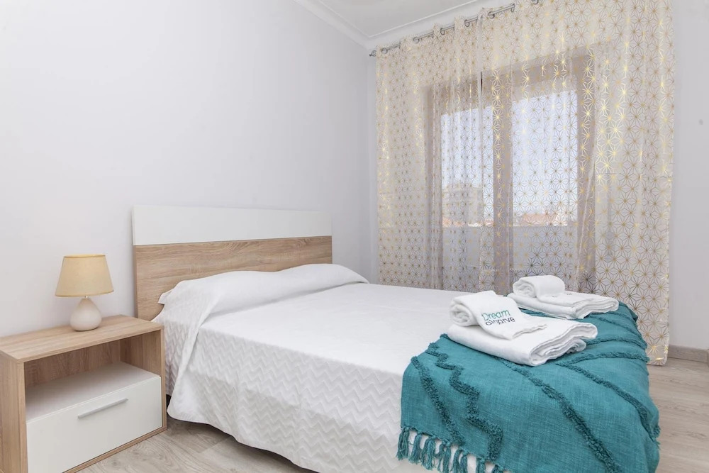 C09 - Portim o 3 Bed Holiday Apartment