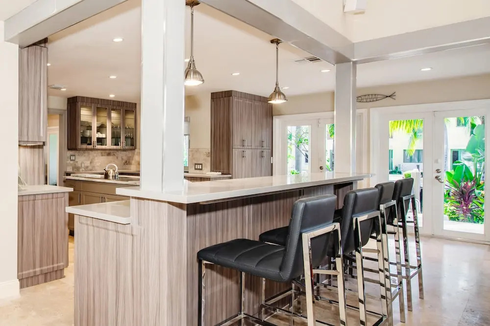 The House of 425 Coral Way 5 Bedrooms 4.5 Bathrooms Home