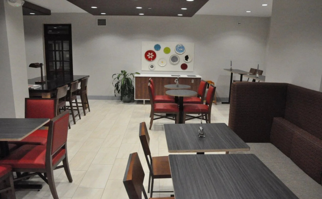 Holiday Inn Express & Suites Jackson by IHG