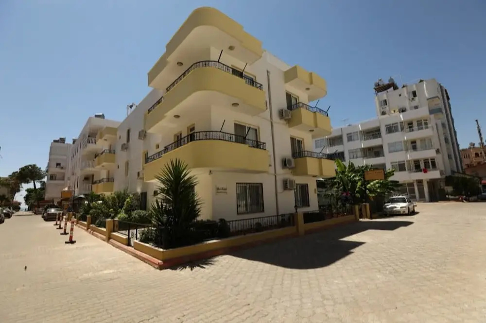 Kizkalesi Sari Konak Apart Otel