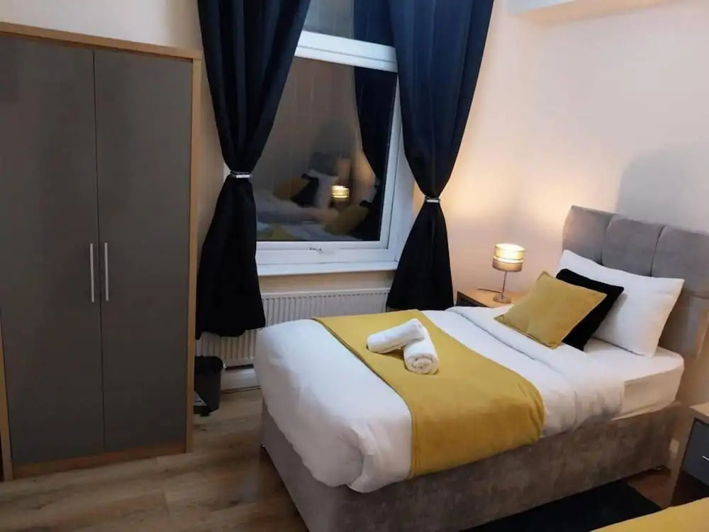 Leeds Cosy,1br Apt, Garden & Free Parking