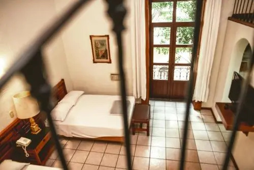 Hotel Colonial