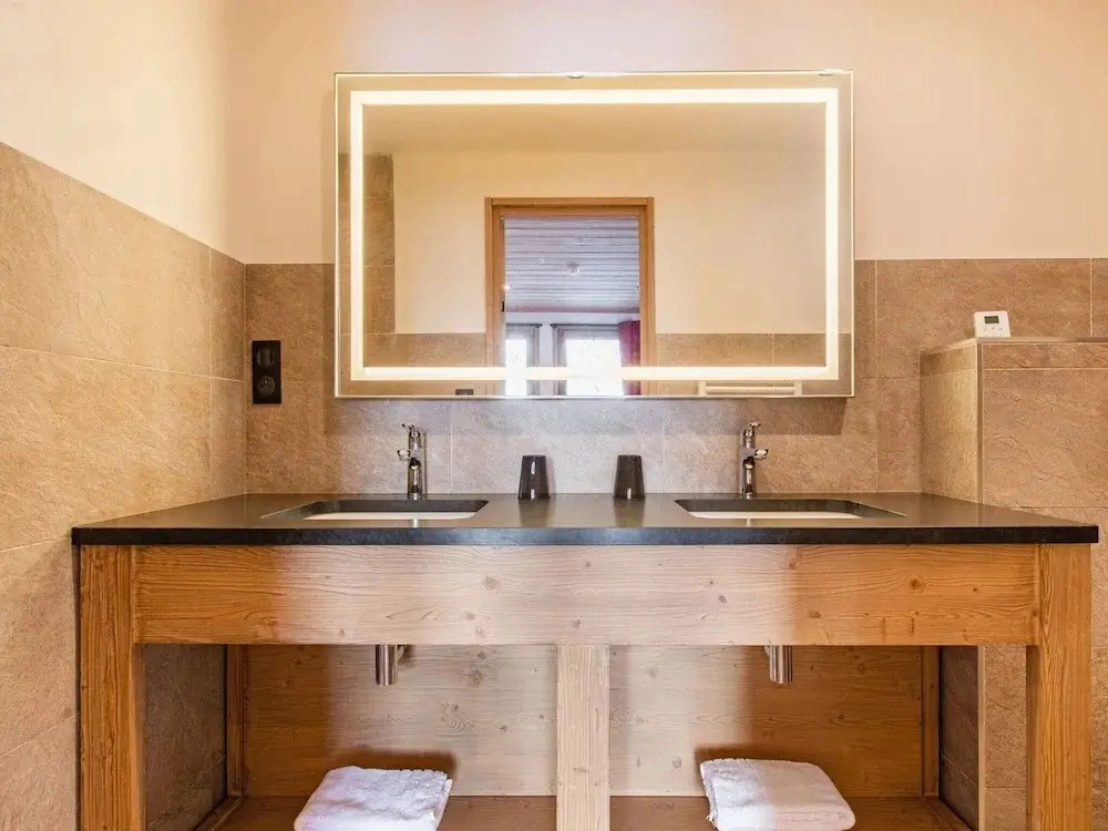 Chalet in Champagny by Ski Slopes