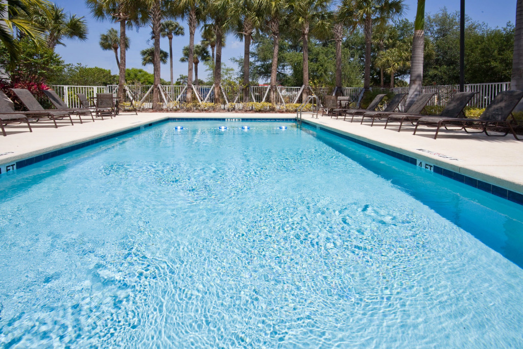Holiday Inn Express West Palm Beach Metrocentre by IHG