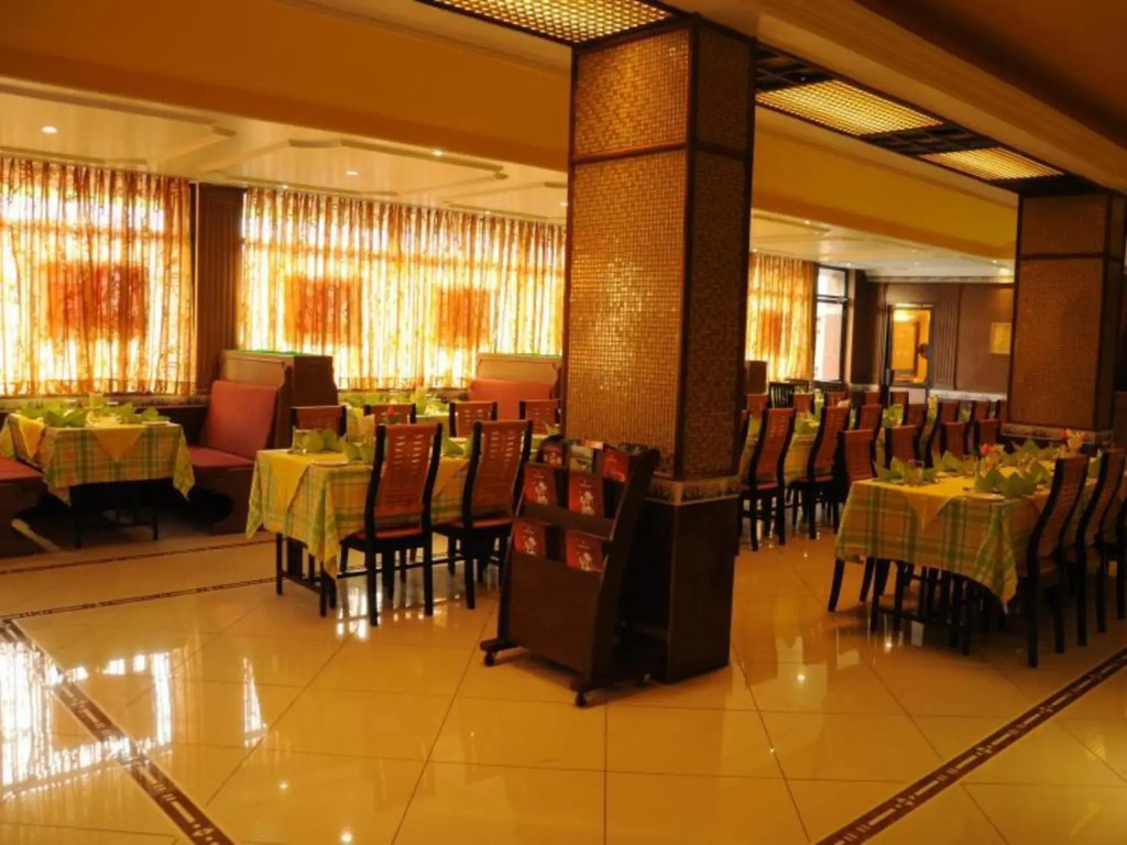 Hotel Femina