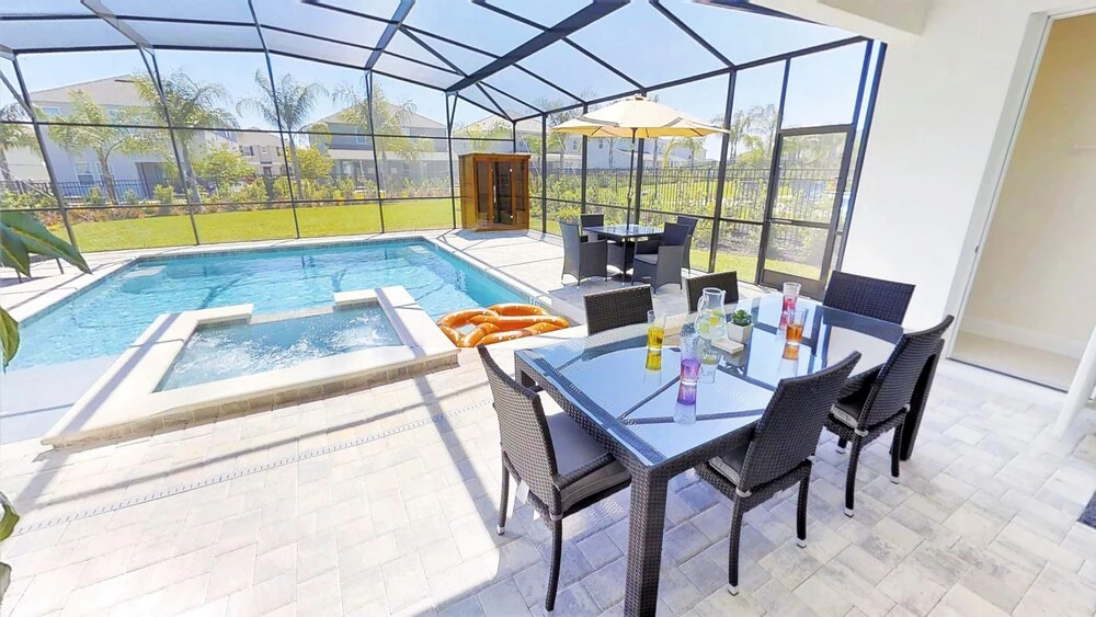 7729 Fairfax Drive