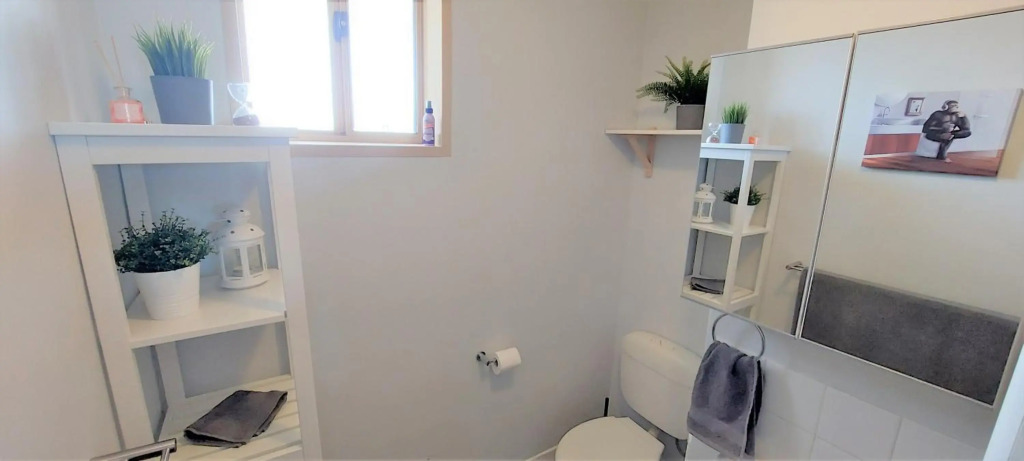 Sky High on Arundel - central Fremantle apartment
