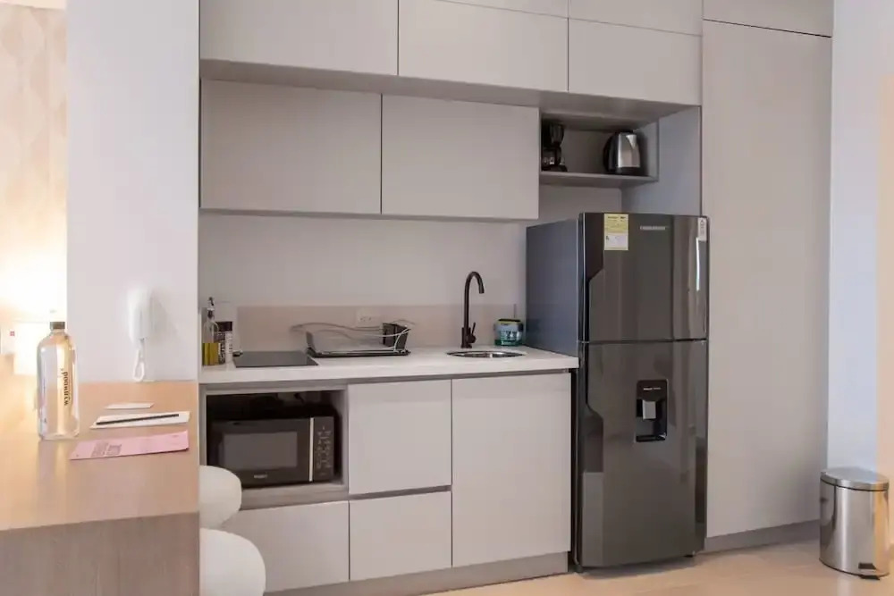 w Comfortable Loft w Balcony in Crespo