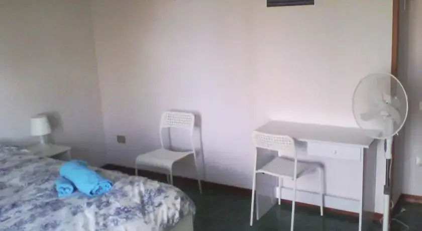 B & B Genne Ulecci