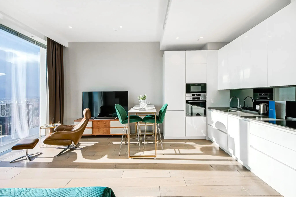 Апартаменты Fly Apartments  на проезде 1-й Красногвардейский