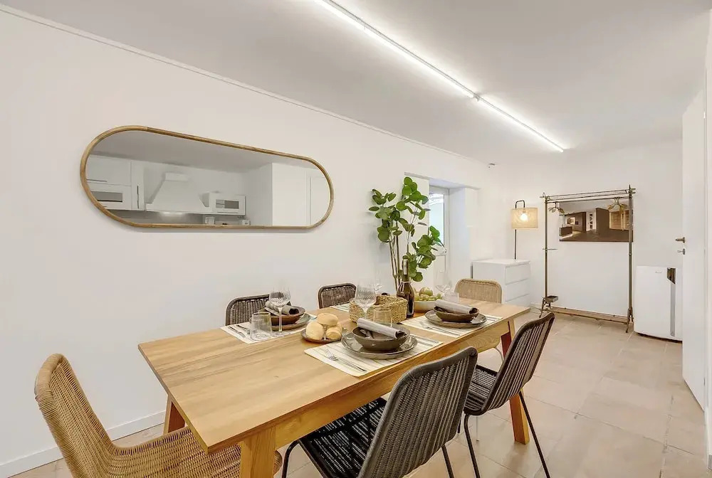 Villa Luce del Sol with Pool - L - Happy Rentals