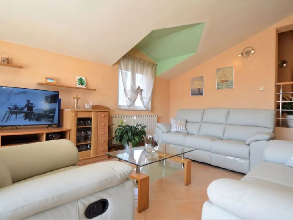 Apartment Mladen Paros 38996