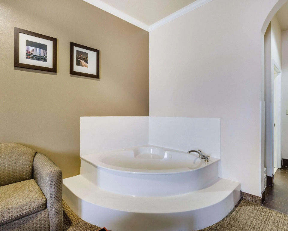 Comfort Suites Deer Park Pasadena