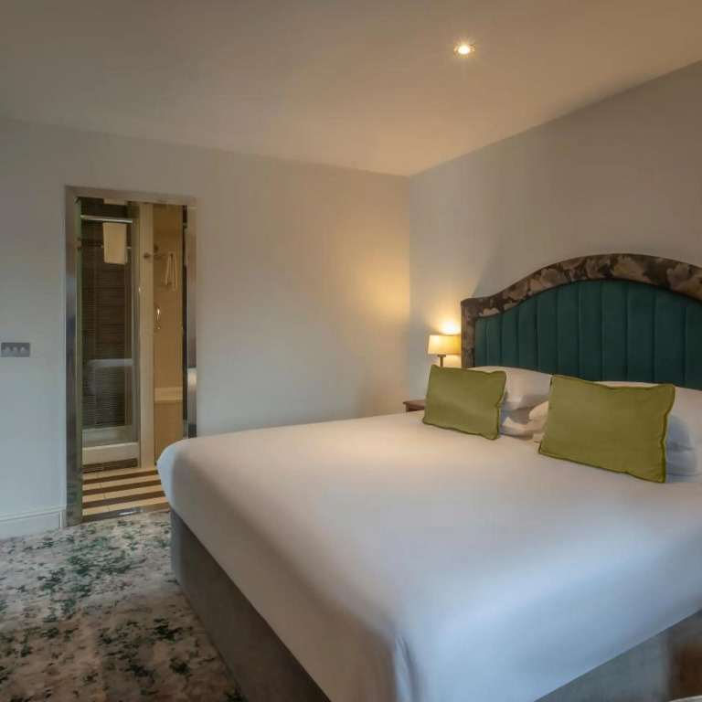 The House Hotel