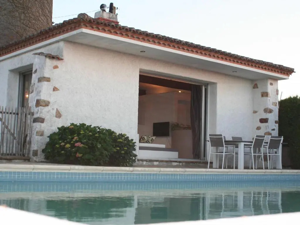 Moulin 18ème siècle, 3 chambres, jardin, wifi à Monnières - FR-1-306-1164