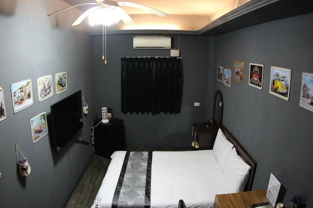 Time House Chain Hualien Train Station Hostel