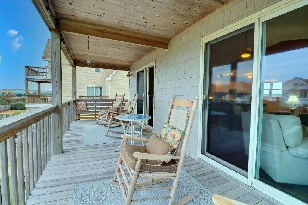 5108 Boone-Docks 4 Min Walk to Beach