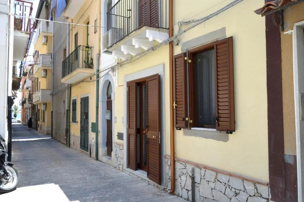Largo Cannizzaro Apartments