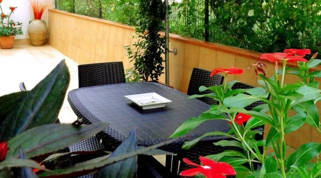 Torre Del Giglio Bed  Breakfast