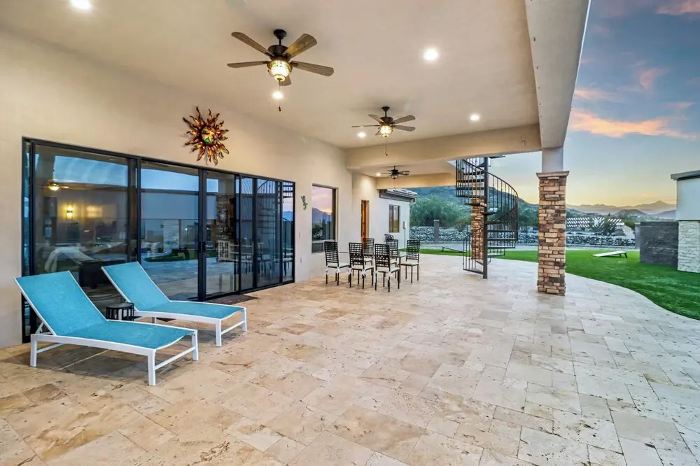 Pool and Spa! Phoenix Mansion Near Spring Training