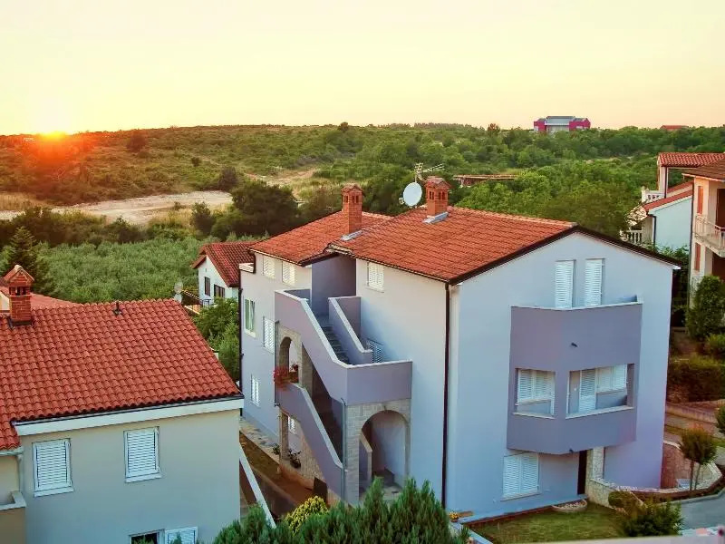 Apartments Snjezana
