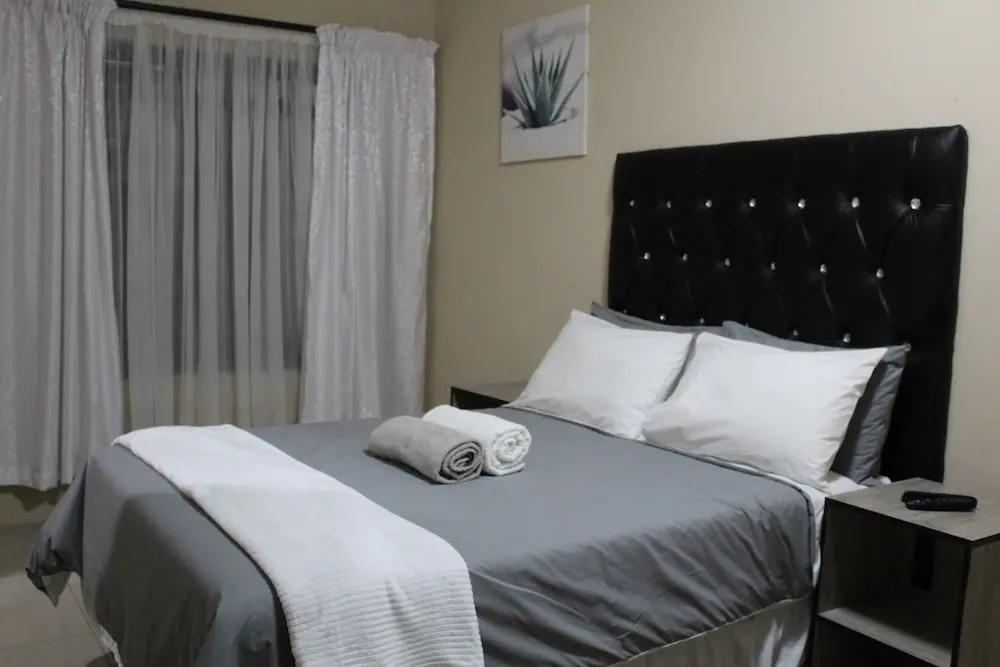 M n M Guesthouse In Turfloop Mankweng